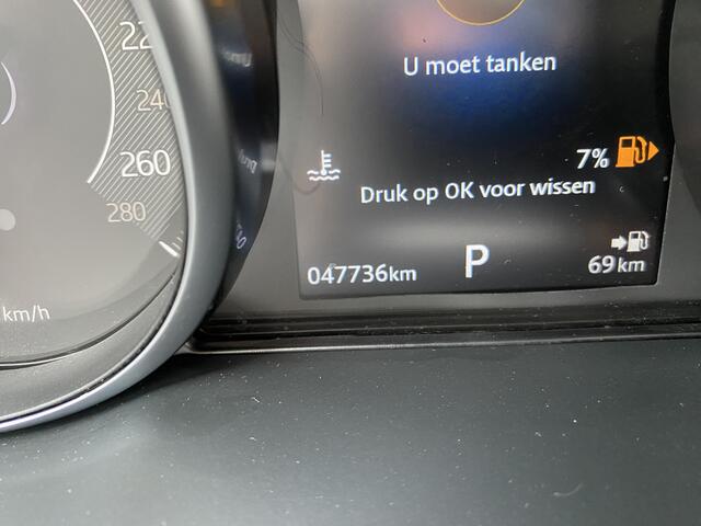 Jaguar E-Pace 2.0 P200 AWD NARVIK BLACK BTW VEREKENBAAR INCL .BTW Achteruitrij camera/ /Climate contr./Navigatie/Ledverlichting//Park. sensoren V+A/Cruisecontr./Startstop/./Jaguar Audiosytsteem