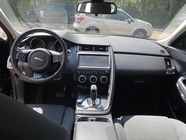 Jaguar E-Pace 2.0 P200 AWD NARVIK BLACK BTW VEREKENBAAR INCL .BTW Achteruitrij camera/ /Climate contr./Navigatie/Ledverlichting//Park. sensoren V+A/Cruisecontr./Startstop/./Jaguar Audiosytsteem