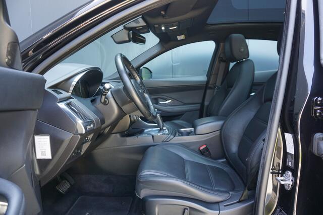 Jaguar E-Pace 2.0 P250 AWD HSE | Origineel NL | 249pk | Panoramadak | HUD | Camera | Meridian Sound | Leder | Virtual Cockpit |