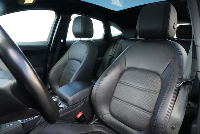 Jaguar E-Pace 2.0 P200 AWD S 200pk Panoramadak/Stoelverwarming/Camera