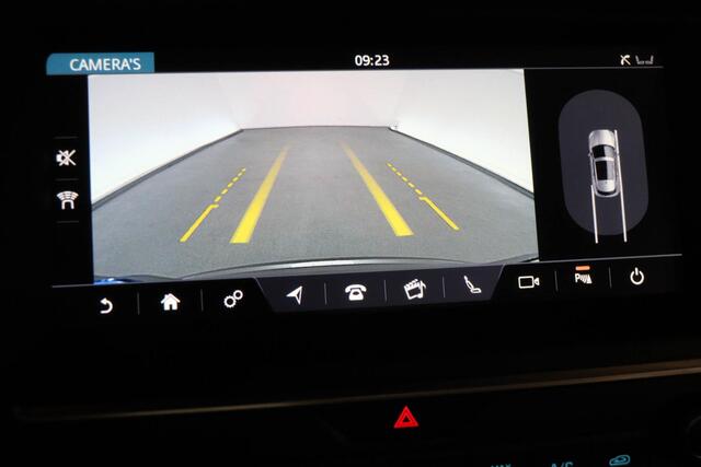 Jaguar E-Pace 2.0 P200 AWD | BUSINESS / CONNECT PRO- PACK | PANORAMADAK | STOELVERWARMING | TREKHAAK | 19"