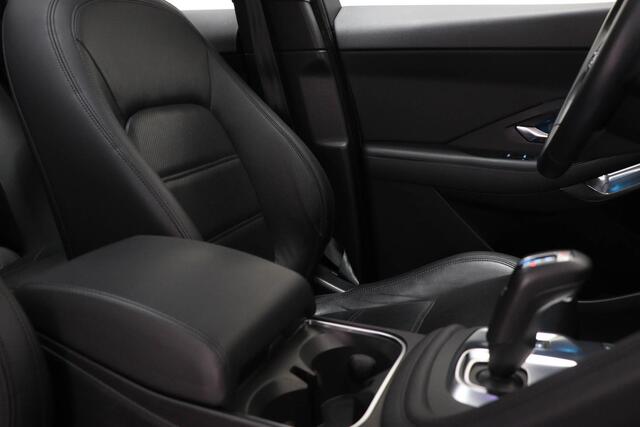 Jaguar E-Pace 2.0 P200 AWD | BUSINESS / CONNECT PRO- PACK | PANORAMADAK | STOELVERWARMING | TREKHAAK | 19"