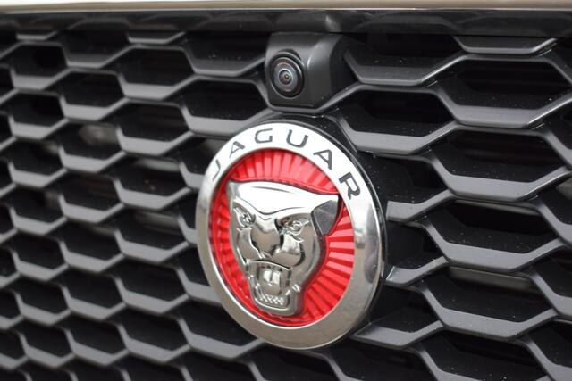 Jaguar E-Pace 2.0 P200 AWD R-Dynamic S | 360° Camera | Navigatie | Panoramadak | Stoelverwarming |