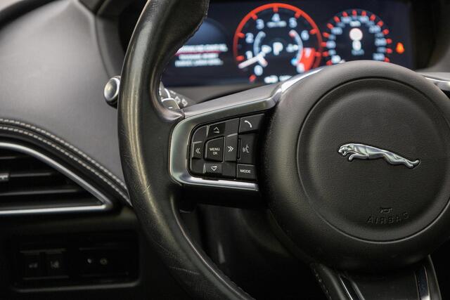 Jaguar F-PACE 2.0 Portfolio AWD 30t
