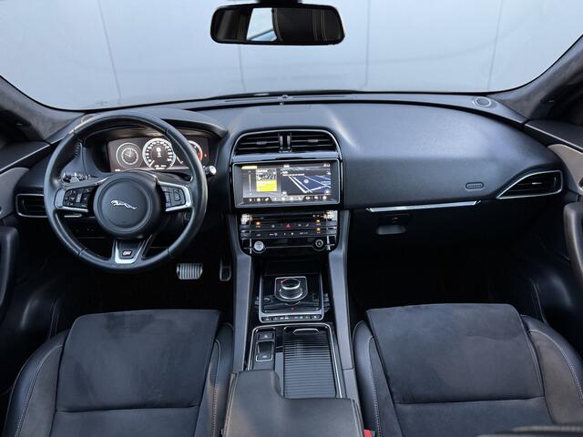 Jaguar F-PACE 3.0 S AWD 30d | Panorama | 22" | Apple CarPlay | Meridian