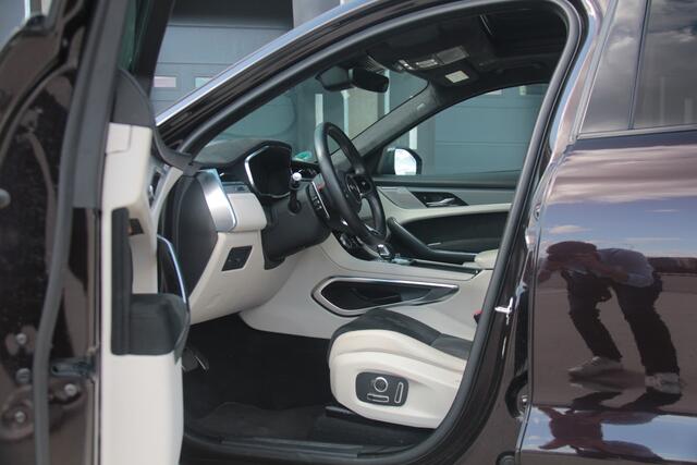 Jaguar F-PACE 5.0 V8 S/C AWD SVR