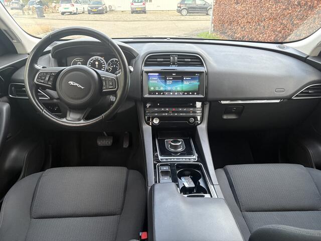 Jaguar F-PACE 2.0 Prestige 20d / AUTOMAAT / NAVI / CRUISE