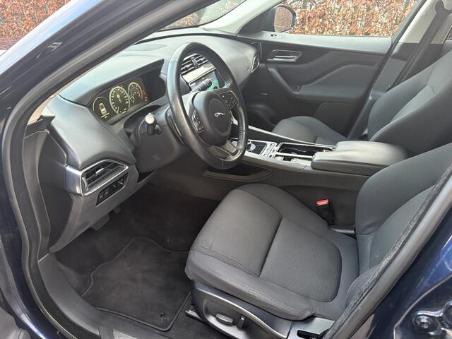Jaguar F-PACE 2.0 Prestige 20d / AUTOMAAT / NAVI / CRUISE