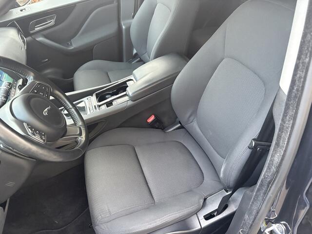 Jaguar F-PACE 2.0 Prestige 20d / AUTOMAAT / NAVI / CRUISE