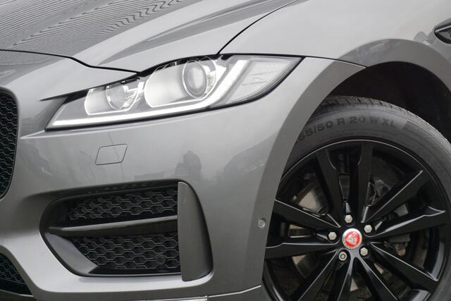 Jaguar F-PACE 2.0 Portfolio AWD 20d AUTOMAAT - Climate / Navi / Pano / Elektr. stoelen / Verw. + koeling / Camera / Lm velgen / NAP