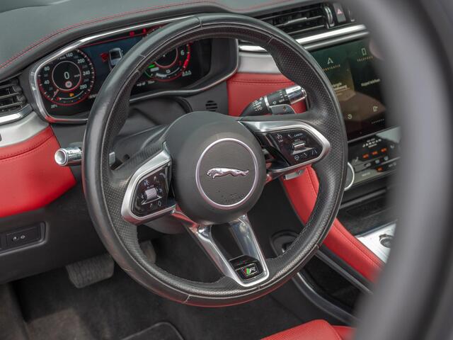 Jaguar F-PACE 2.0 P400e PHEV SE | Pano | Hud | 360° camera | Apple CarPlay & Android Auto