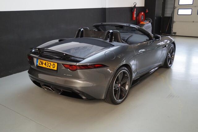 Jaguar F-TYPE P300, 2.0T R-Dynamic like new (2019)