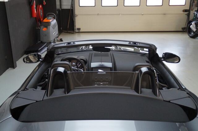 Jaguar F-TYPE P300, 2.0T R-Dynamic like new (2019)