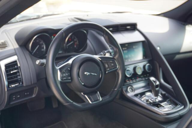 Jaguar F-TYPE 3.0 V6 RWD R-Dynamic | Facelift