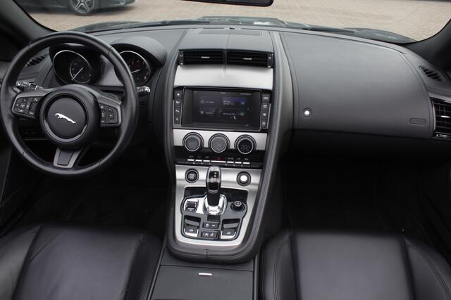 Jaguar F-TYPE 3.0 V6 Convertible 69.683 km! / Camera / Leder / Keyless / Memory seats / 19'' / Sportuitlaat