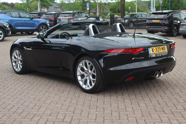 Jaguar F-TYPE 3.0 V6 Convertible 69.683 km! / Camera / Leder / Keyless / Memory seats / 19'' / Sportuitlaat