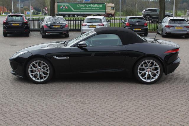 Jaguar F-TYPE 3.0 V6 Convertible 69.683 km! / Camera / Leder / Keyless / Memory seats / 19'' / Sportuitlaat