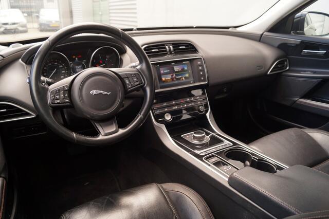 Jaguar XE 2.0 D 163pk Automaat Prestige -LEER-NAVI-ECC-