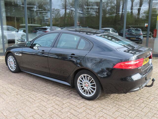 Jaguar XE 2.0t 200pk R-Sport*Navigatie*Xenon*EXPORT/EX.BPM*