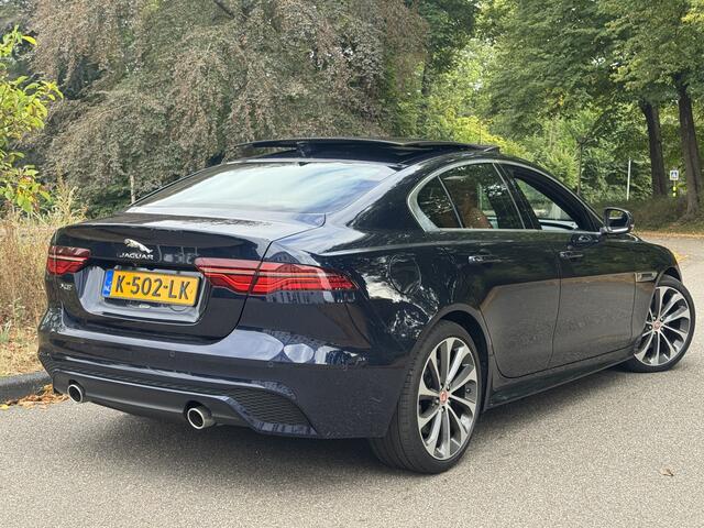 Jaguar XE 2.0 P250 R-Dynamic HSE