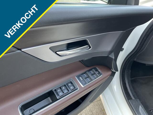 Jaguar XF 2.0D132kw R-Sport 8-AUT AWD PANO Camera DealerOh!