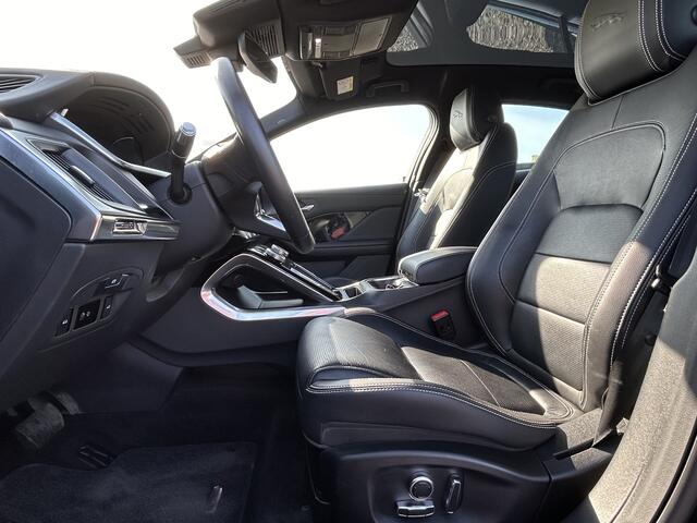 Jaguar i-Pace EV320 SE 90 kWh | 3-fase | Panoramadak | Draadloos Apple CarPlay - Android Auto |