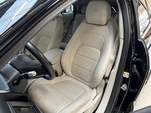Jaguar i-Pace EV400 SE 90 kWh 400 PK! / Airco / Meridian / Navigatie / Apple CarPlay / Leer Int / 20" LM Velgen / Park Assist / Dode Hoek Detectie / 1e Eigenaar!