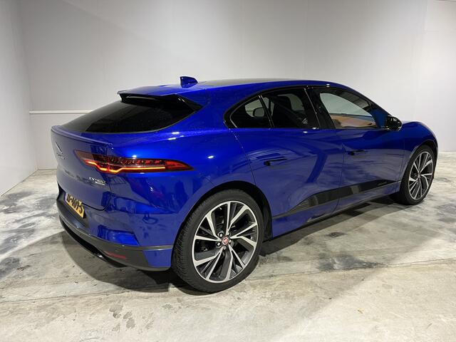 Jaguar i-Pace EV400 First Edition 90 kWh zeer compleet van stuur verwarming tot luchtvering
