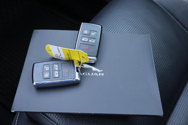 Jaguar i-Pace EV400 Business Edition SE 90 kWh Panoramadak, Lederen interieur, Camera, Apple Carplay, Meridian audio system, Virtual Cockpit