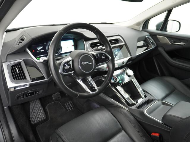 Jaguar i-Pace EV400 S 90kWh 4WD Business Edition Leder Panoramadak Meridan-Audio Apple Carplay Android Auto Stoelverwarming Cruise Control DAB PDC keyless entry/start LED Lmv 18" Bluetooth WiFi Verkeersbord detectie Uitparkeer waarschuwing 400PK 696NM Koppel