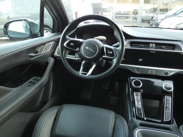Jaguar i-Pace EV400 SE 90 kWh | SOH 100% | NAVIGATIE | PANORAMADAK | ACHTERUITRIJCAMERA |