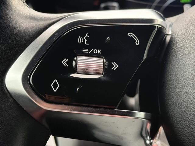 Jaguar i-Pace BWJ 2018 EV400 400 PK S 90 kWh AWD / CAMERA / CLIMA / NAVI / PRIV. GLAS / LEDER / VIRTUAL COCKPIT / LMV 18 INCH / KEYLESS ENTRY + START / MULTIFUNCT. STUUR