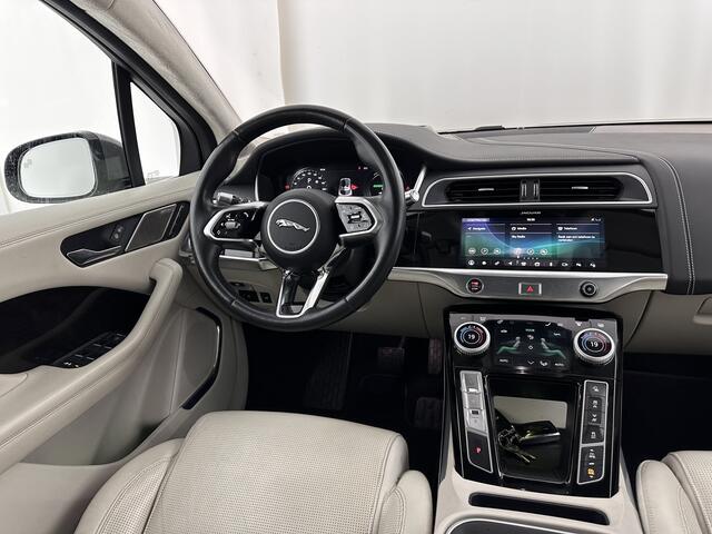 Jaguar i-Pace EV400 First Edition 90 kWh *PANO | LEATHER | MATRIX-LED | MERIDIAN | TOPVIEW | BLINDSPOT | MEMORY-PACK | DIGI-COCKPIT | KEYLESS | HEAD-UP | NAVI-FULLMAP | HEATED-SPORTSEATS | DAB+ | AMBIENTLIGHT | TOWBAR | 20"ALU*