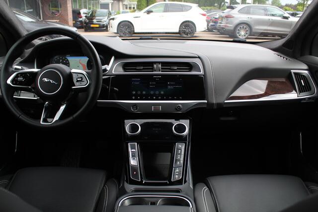 Jaguar i-Pace EV400 First Edition 90 kWh / Full option! / Panoramadak / 360Camera / Head-up / 20'' / Luchtvering / Leder / Meridian / Stoel+Stuurverwarming / 4zone Airco / DAB / Dodehoek / ACC