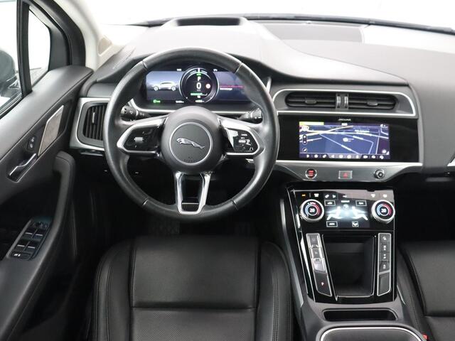 Jaguar i-Pace EV400 S 90 kWh | SOH 84% | Panoramadak | Leder | Head-Up | Carplay | Camera | Park Assist | Full LED | 20'' | Navigatie | DAB | Climate control | Cruise control
