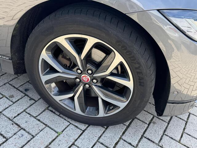Jaguar i-Pace EV400 HSE 90 kWh