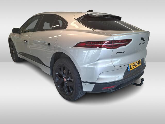 Jaguar i-Pace EV320 SE Business Pack 90 kWh / SoH 89.7% / 3fase Laden / Trekhaak / Panoramadak / 360Camera / Leder / 20'' / Meridian / Keyless / Stuur+Stoelverwarming / Dodehoek / DAB / Cruise Control