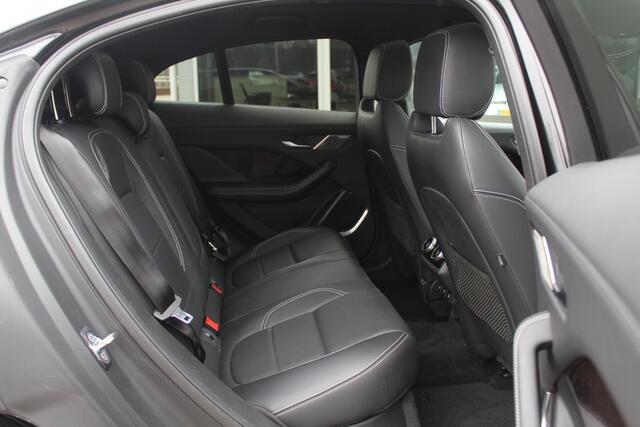 Jaguar i-Pace EV400 First Edition 90 kWh / Full option! / Trekhaak / Panoramadak / 360Camera / Head-up / 20'' / Luchtvering / Leder / Meridian / Stoel+Stuurverwarming / 4zone Airco / DAB / Dodehoek / ACC