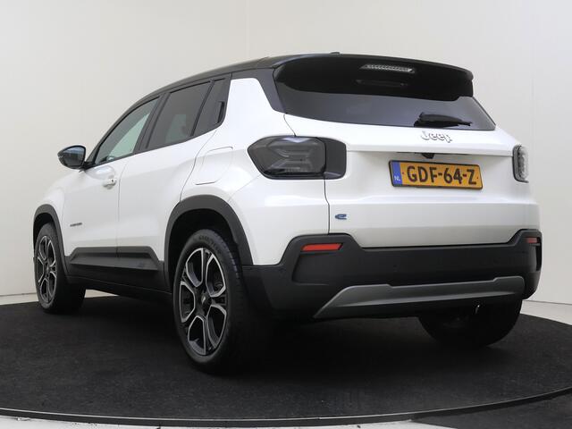 Jeep Avenger Summit 54 kWh 156PK | Winterpack | Adaptive cruise | Full Option |