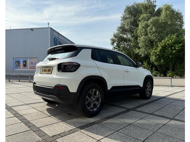 Jeep Avenger Aut. Longitude 54kWh | Navi | Carplay | Stoelverwarming |