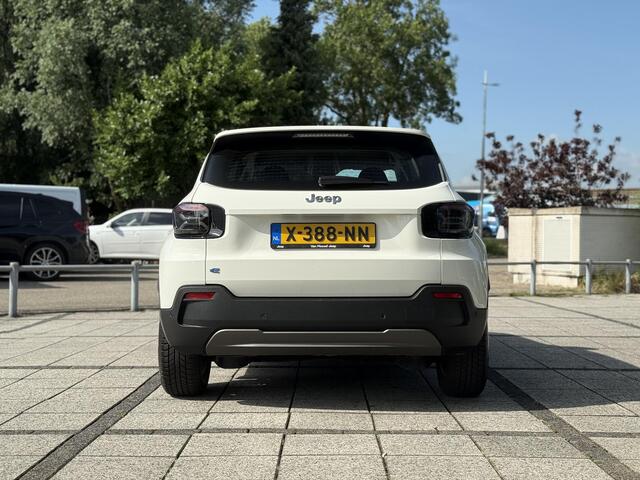 Jeep Avenger Longitude 54 kWh | Navi | Carplay | Stoelverwarming |