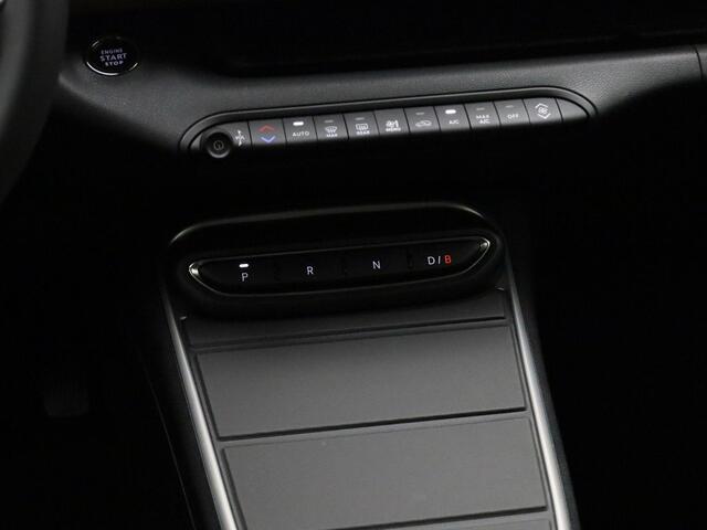 Jeep Avenger 1st Edition 54 kWh | All-Seasonbanden | Adaptieve Cruise Control | Elektrische Achterklep | Camera | Stoelverwarming | Full-Map Navigatie | Keyless | LED-Verlichting | Apple Carplay & Android Auto
