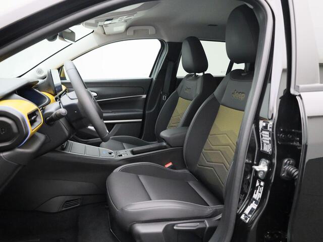 Jeep Avenger 1st Edition 54 kWh | All-Seasonbanden | Adaptieve Cruise Control | Elektrische Achterklep | Camera | Stoelverwarming | Full-Map Navigatie | Keyless | LED-Verlichting | Apple Carplay & Android Auto