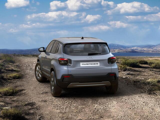 Jeep Avenger Longitude 54 kWh | Pack Winter | Storm Grey | Uit voorraad leverbaar !