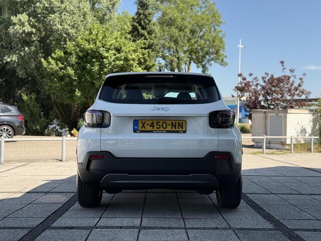 Jeep Avenger Longitude 54 kWh | Navi | Carplay | Stoelverwarming |