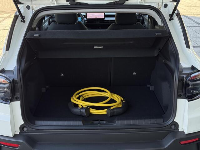 Jeep Avenger Longitude 54 kWh | Navi | Carplay | Stoelverwarming |