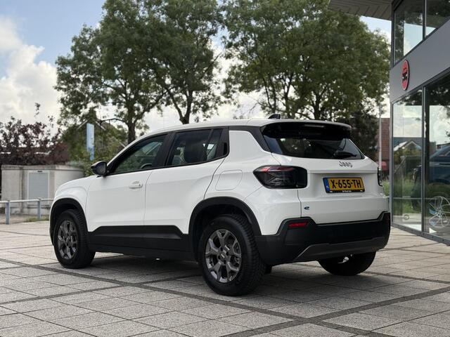 Jeep Avenger Longitude 54 kWh | Navi | Carplay | Stoelverwarming |