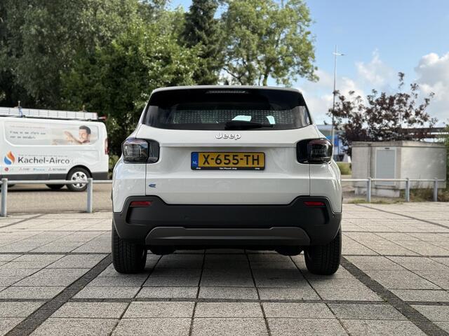 Jeep Avenger Longitude 54 kWh | Navi | Carplay | Stoelverwarming |