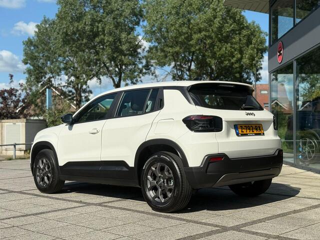 Jeep Avenger Longitude 54 kWh | Navi | Carplay | Stoelverwarming |