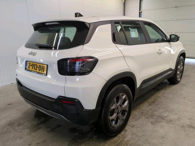 Jeep Avenger Longitude 54 kWh | Navi | Carplay | Stoelverwarming |